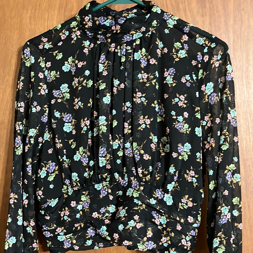 Zara cropped top size Large nwt